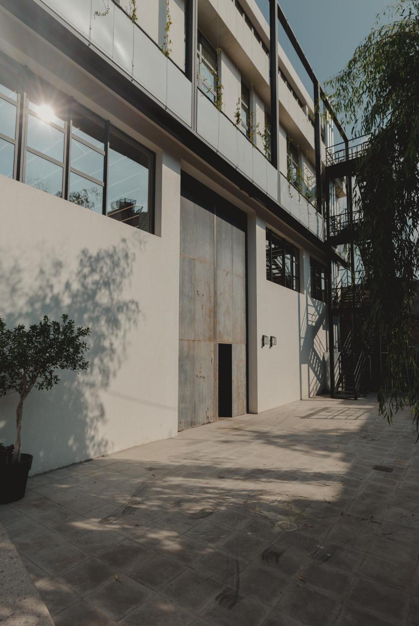 Plexi Space Athene Buitenkant foto